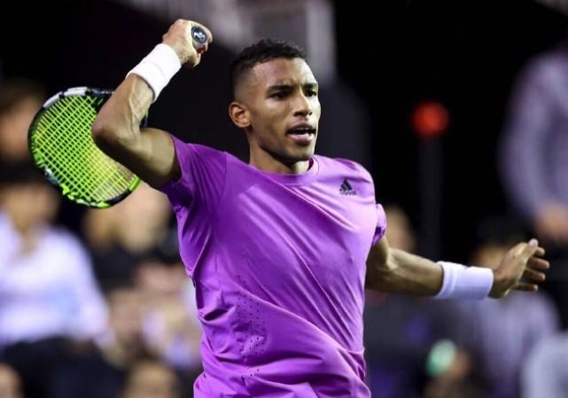 手进八强的 手进八强的